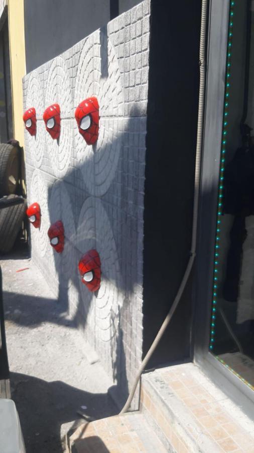 Spiderman House Catânia Exterior foto