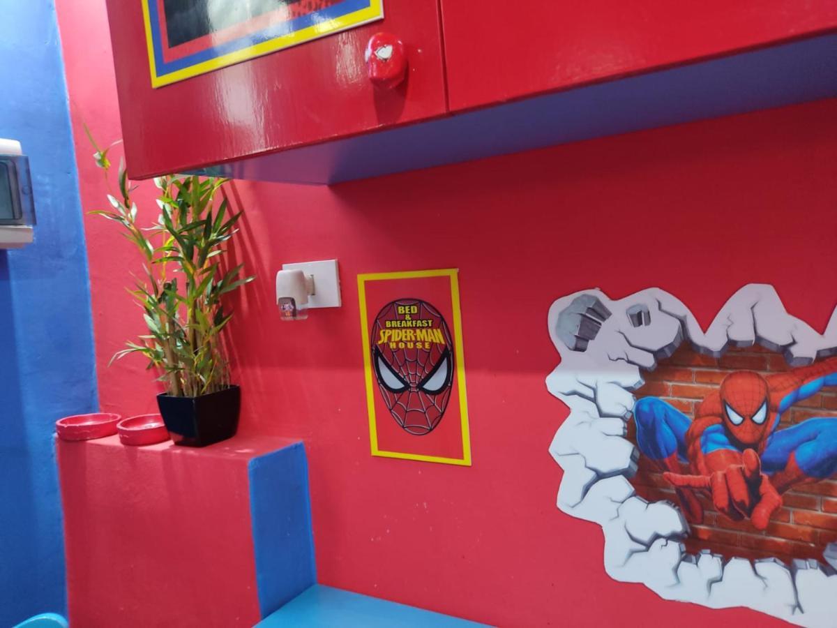 Spiderman House Catânia Exterior foto